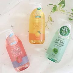 Sữa tắm đào tạo bọt dưỡng trắng hương nước hoa Welcos Aroud Me Body Wash Peach Hàn Quốc 500ml