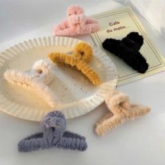 Combo 2 Kẹp Tóc Càng Cua Bọc Lông Vũ Siêu Mềm SP00490 - Kẹp Ngoạm Tóc Lông Xù Hot Trend Thu Đông Nhiều Màu Dễ Thương