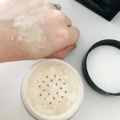 ✨ Lau/ra Mercier Translucent Loose Setting Powder – Phấn phủ quốc dân 786161