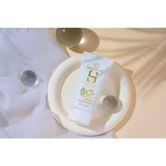 Kem Chống Nắng Sumdfine Hydra Age Defense Sun Cream SPF50+ PA++++ Hàn Quốc – 7 Màng Lọc Chống Nắng, Dưỡng Ẩm