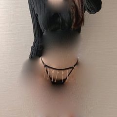 Quần lót nữ lọt khe Hot Girls tua rua xích