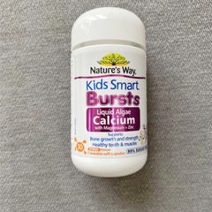 Viên nhai Calci tảo biển đỏ Nature's Way Kids Smart Bursts Liquid Algae Calcium with Magnesium + Zinc |30 viên| dành cho trẻ từ 6 tháng - 11 tuổi