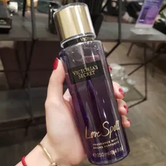 Xịt thơm toàn thân Victoria's Secret Love spell Romance 250 ml 788006