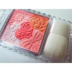Phấn má hồng Canmake Glow Fleur Cheek Kèm cọ 788326