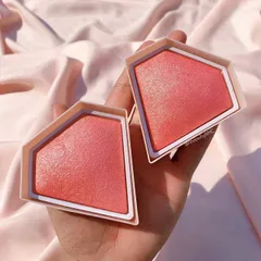 Má hồng Sweet Cheek Blush hình Kim Cương 788413