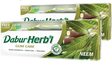 Kem đánh răng thảo dược Ân Độ Dabur's Herbal 150g kèm bàn chải đánh răng