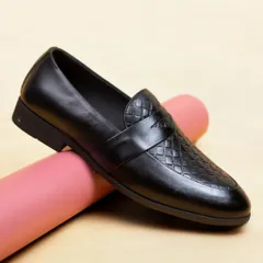 Giày Âu Nam Loafer Vân Caro Đen Cao Cấp Giày Tây Nam Chụp Kỷ Yếu Da Mềm Êm Chân Công Sở Đế Khâu Bền Đẹp Rẻ RUNO G24