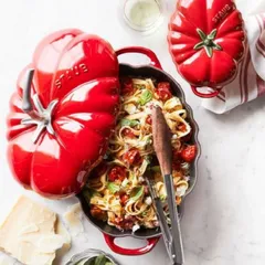 Nồi Gang Staub Cà Chua (Made in France)