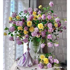 Bình hoa pha lê cao cấp có chân cao 30cm
