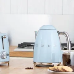 Ấm siêu tốc SMEG KLF03 không chỉnh nhiệt nhiều màu(Hàng Đức)