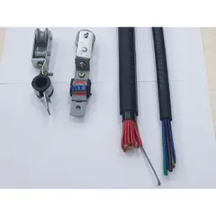 Con lăn treo cáp điện tròn cầu trục có đai ốc tùy chỉnh theo tiết diện dây điện khác nhau