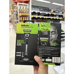 Dao Cạo Tẩy Tế Bào Chết Gillette Labs Có Đế Nam Châm