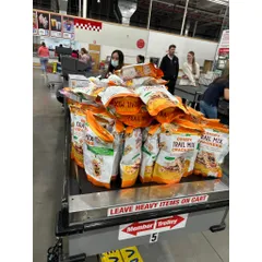 Bánh ngũ cốc - hạt tổng hợp - Snack - Crispy Trail Mix Crackers Úc tiện lợi