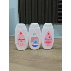 Sữa Dưỡng Thể Cho Bé Johnson’s Baby Lotion giúp dưỡng ẩm và bảo vệ da suốt 24h