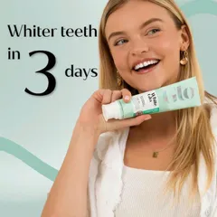 Kem đánh răng làm trắng White Glo 205g, loại bỏ vết ố vàng | thành phần than hoạt tính