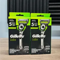Dao cạo râu Gillette Labs 5 lưỡi kèm thanh tẩy tế bào chết dành cho nam