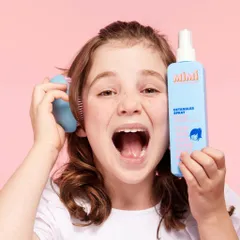 Xịt Gỡ Rối Tóc Dành Cho Trẻ Em, không gây bết dính, tăng độ bóng mượt - Mimi Kids Haircare Detangling Spray 200ml