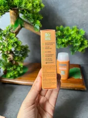 Kem Chống Nắng ISDIN Fusion Water Magic Glow SPF50 50ml Hiệu Ứng Căng Sáng