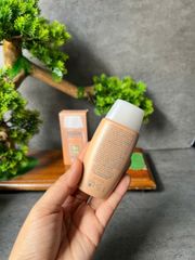 Kem Chống Nắng Có Màu ISDIN Fusion Water Magic Medium SPF50 50ml