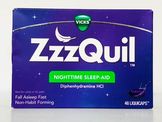 Viên uống hỗ trợ giấc ngủ ban đêm Vicks Nyquil ZzzQuil Nighttime Sleep Aid 48V