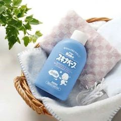 Sữa tắm hỗ trợ giảm rôm sảy Skina Babe 500ml Nhật Bản
