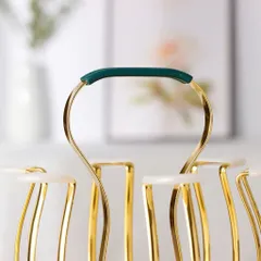Khay úp cốc mạ vàng kèm khay đựng màu trắng Hình Tròn