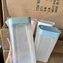 Bình nhựa vuông để tủ lạnh, đựng trà sữa 1.5 lít