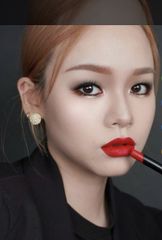 Son lì- 889 màu Đỏ Ruby, son Mac Powder Kiss Velvet Blur Slim Ruby New, fullsize fullbox, hàng nhập Mỹ