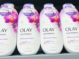 🌸 Sữa tắm Olay dưỡng ẩm hương hoa lan & quả lý chua đen 650g chính hãng