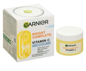 Gel Dưỡng Ẩm Trắng Da Garnier Bright Complete Vitamin C Water Gel 50ml [hàng nhập khẩu]