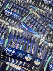(HÀNG CHÍNH HÃNG MỸ) SET 8 CÁI BÀN CHẢI ORAL- B 3D WHITE