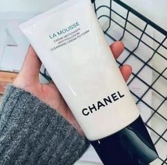 Sữa rửa mặt CHANEL La Mousse làm sạch sâu da 150ml 🏷️ Giá tốt chốt ngay!