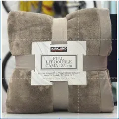 Chăn lông cừu Kirkland Signature – size 1m8 x 2m hàng chính hãng Authentic Japan
