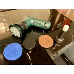 Máy cọ rửa vệ sinh đa năng BOSCH UniversalBrush (sạc pin) siêu tiện dụng 798035