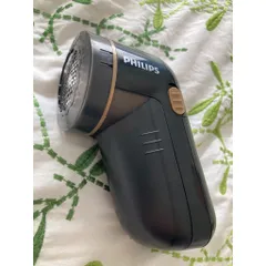 Máy cắt lông xù Philips GC026/80 - màu đen