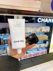 Sửa Rửa Mặt CHANEL La Mousse Camellia Cleansing Cream-To-Foam 150ml
