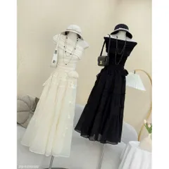 Set thiết kế áo bẹt vai nhún eo tăm tàu kèm chân váy voan maxi tầng đính dây