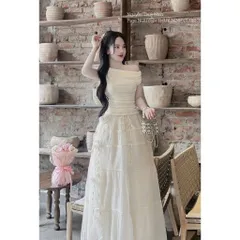 Set thiết kế áo bẹt vai nhún eo tăm tàu kèm chân váy voan maxi tầng đính dây