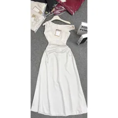 Đầm thiết kế maxi lụa tuyết nhung lệch vai