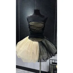 Đầm cúp ngực tùng phối 2 màu trắng đen