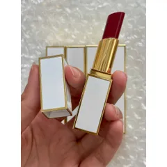 [ XẢ KHO UNOBX MẤT TEM ĐÁY ] ẢNH THẬT Soleil Ultra Shine 34 Rose Irisé mang tông màu đỏ cherry thời thượng