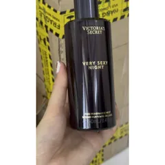 250ml VERY SEXY NIGHT - Xịt Thơm Body Mist Victoria’s Secret