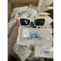 ( chính hãng hàng tách gift #ANESSA ) Kính mát  thời trang vuông full viền