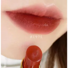 The Bold High Pigment Lipstick 1971 Rouge Provocation – Màu Đỏ Gạch