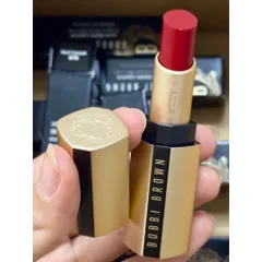 Son Bobbi Brown Luxe Matte 878 Red Carpet