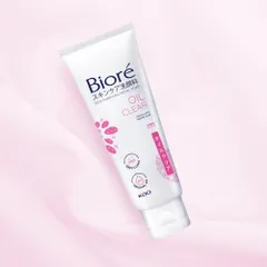 Sữa Rửa Mặt Biore Thanh Lọc Da - Sạch Nhờn Oil Clear 100g