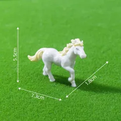 Mô hình ngựa trang trí deco siêu đẹp bằng nhựa kích thước 7.5*5.5cm