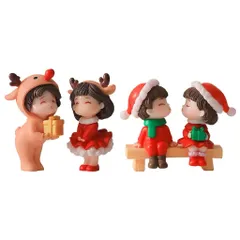 Cặp đôi mặc trang phục noel bằng nhựa trang trí phòng cute kích thước 5.6*3,3cm