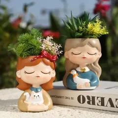 chậu cô gái dễ thương Bằng Resin Cao Cấp thương hiệu Roogo – Decor Bàn Làm Việc ,trang trí,làm quà tặng… kt 11*7,5 cm