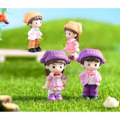 Mô hình cặp đôi đội mũ len dễ thương - trang trí tiểu cảnh,bàn học,taplo ô tô kích thước 5,1 *3 cm